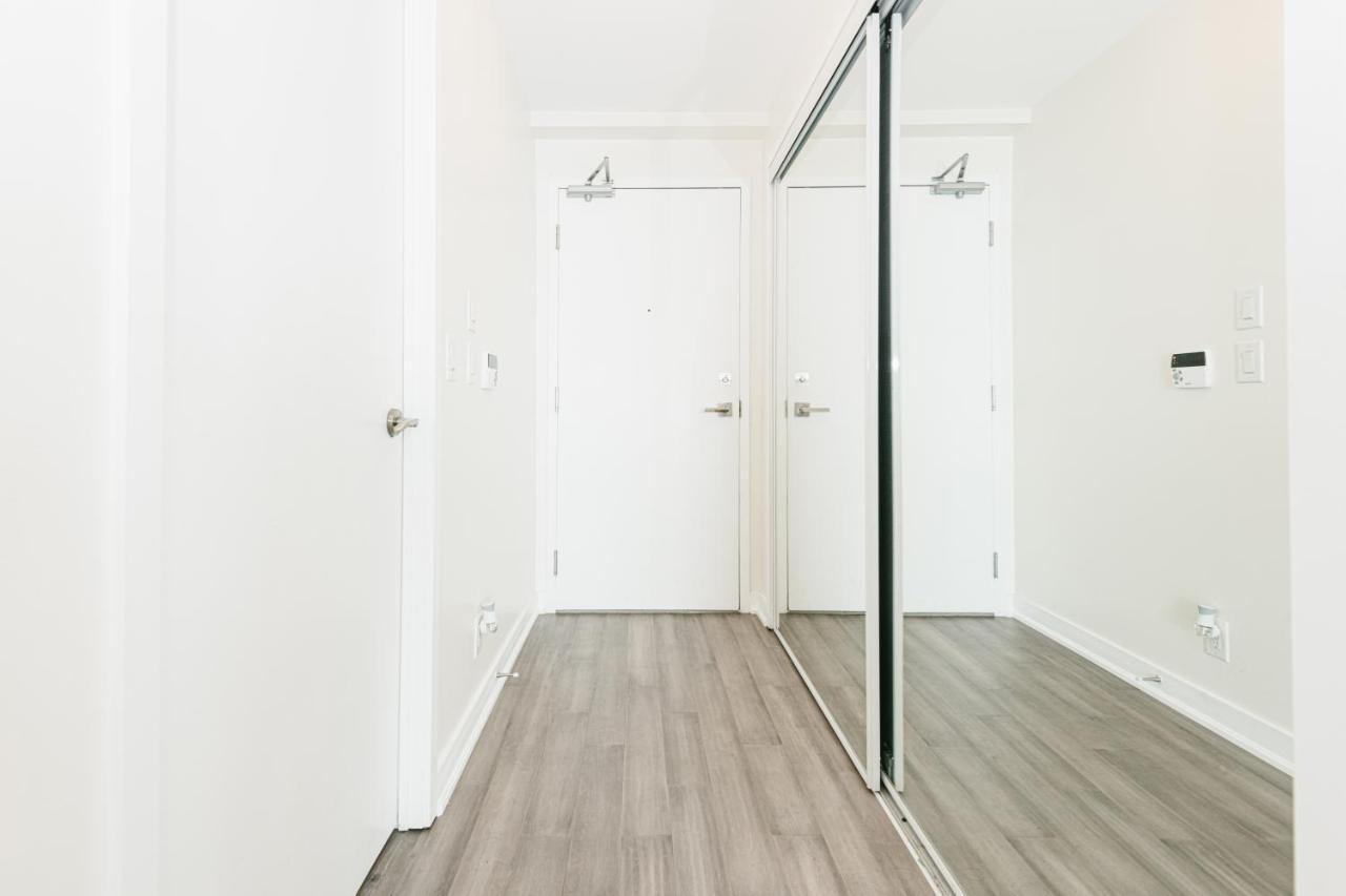 Beautiful Luxurious Modern Condo With Breathtaking Views Toronto Dış mekan fotoğraf